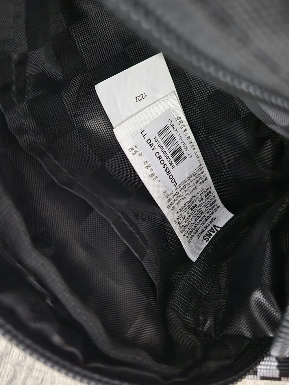 Vans Black Crossbody with Checkerboard Strap - Picture 6 of 6